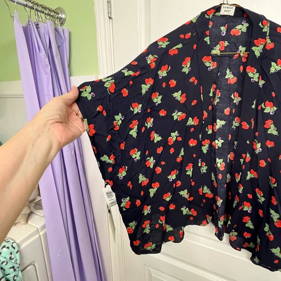 Aritzia Sunday Best Women’s Indigo Blue/Strawberry Open Front Blouse.  Sz XXS/XS - Picture 3 of 12